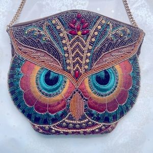 Cross-body beaded purse